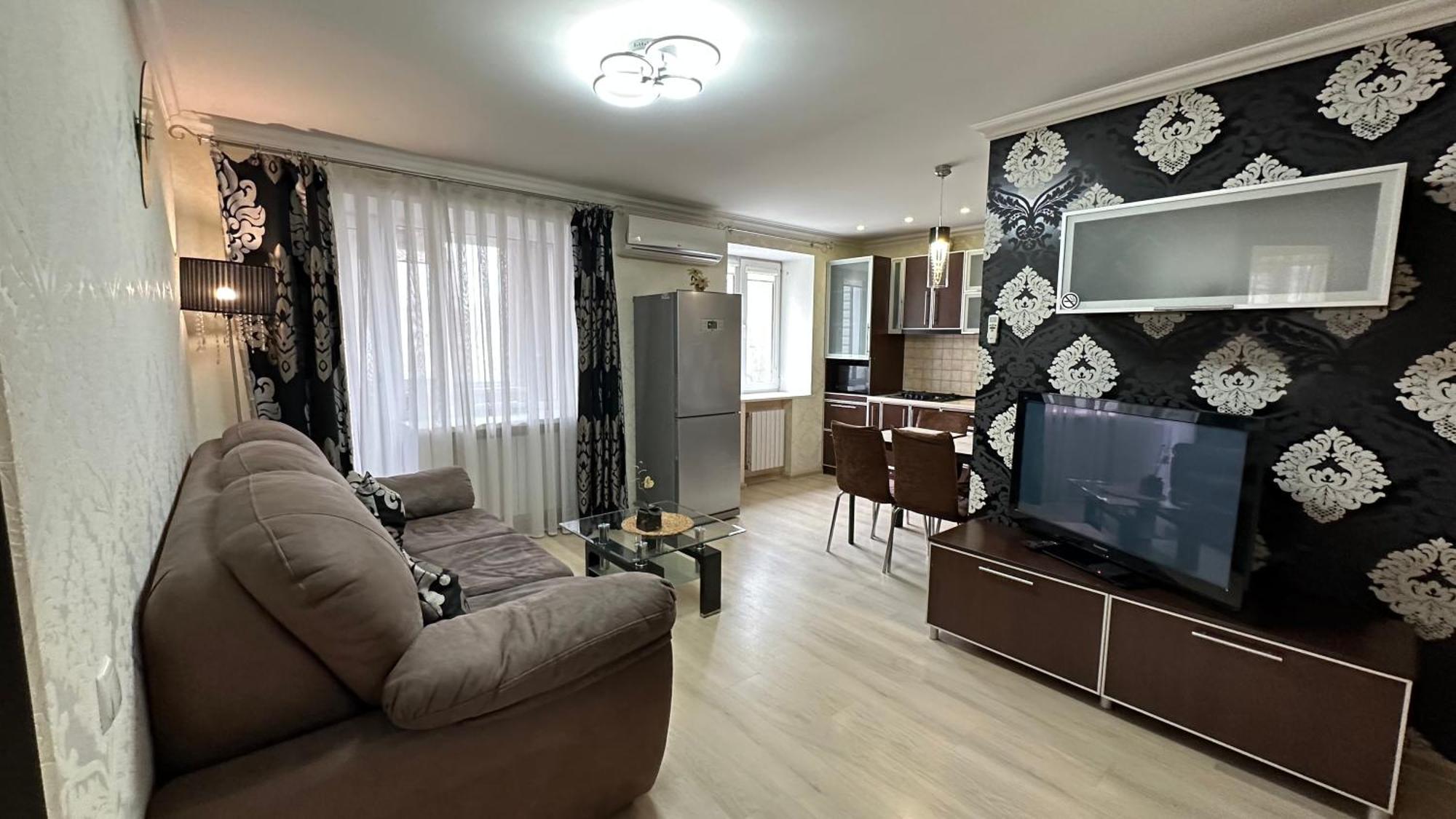 Apartment On Nauki Avenue 102 Dnipro Exterior foto