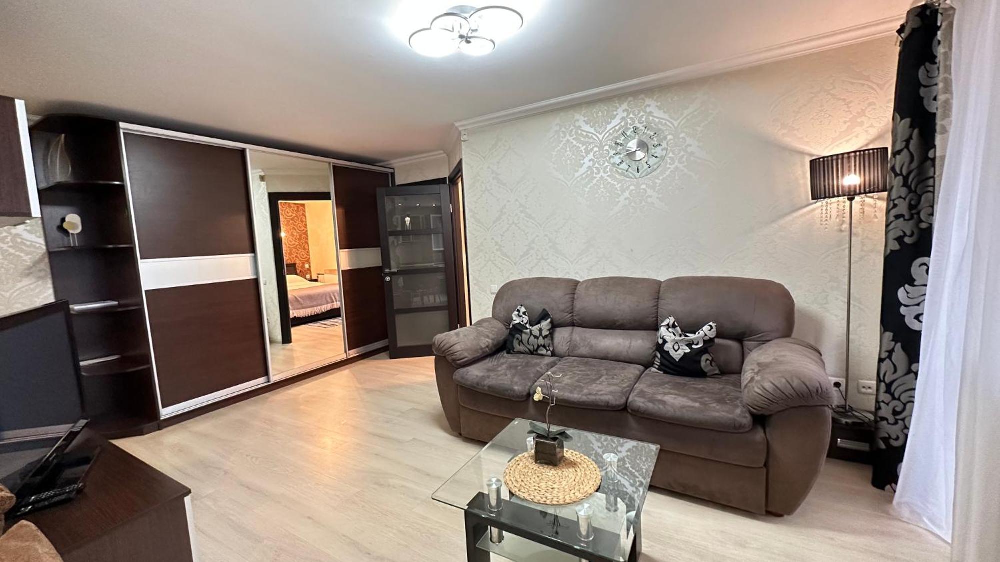 Apartment On Nauki Avenue 102 Dnipro Exterior foto