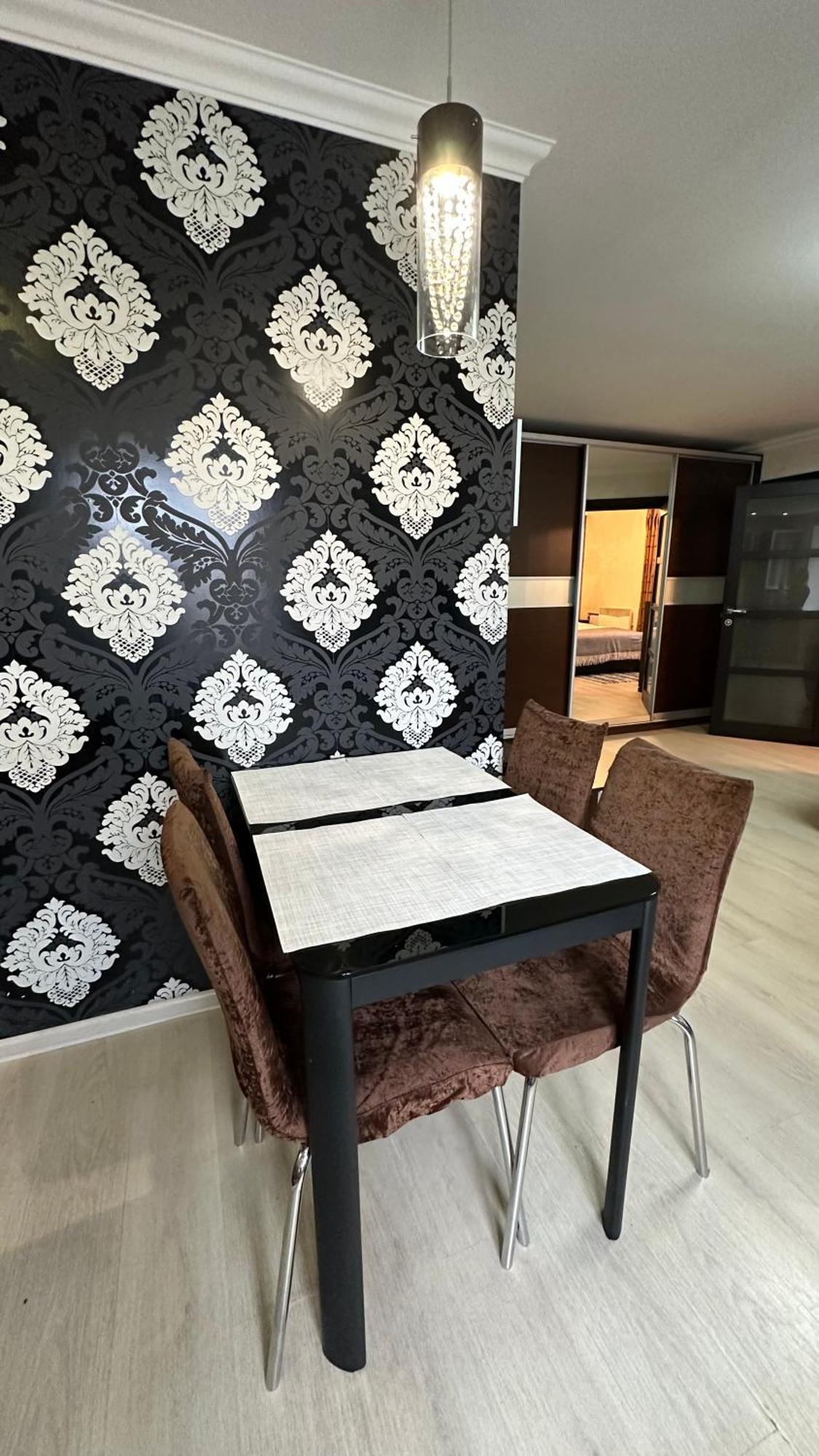 Apartment On Nauki Avenue 102 Dnipro Exterior foto